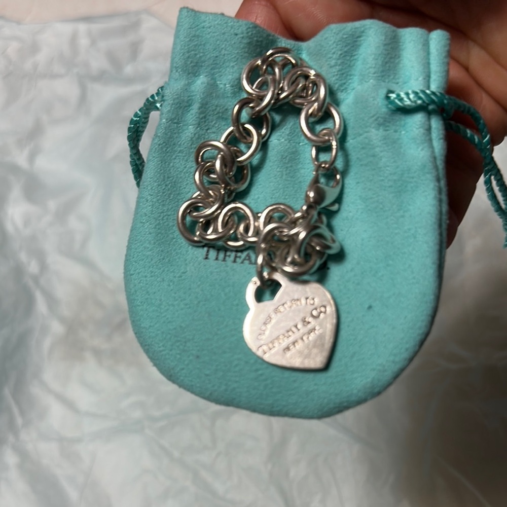 Tiffany & Co. Silver Heart Charm Bracelet - Picture 4 of 7